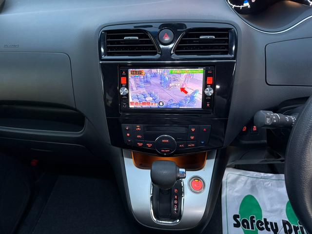 セレナ ２０Ｘ　Ｓ－ハイブリッドアドバンスドセーフティパック　純正ナビ・地デジ・Ｂｌｕｅｔｏｏｔｈ・アラウンドビューカメラ・クルーズコントロール・衝突防止装置・スマートキー・プッシュスタート・オートライト・片側パワースライド・煙草臭無（30枚目）