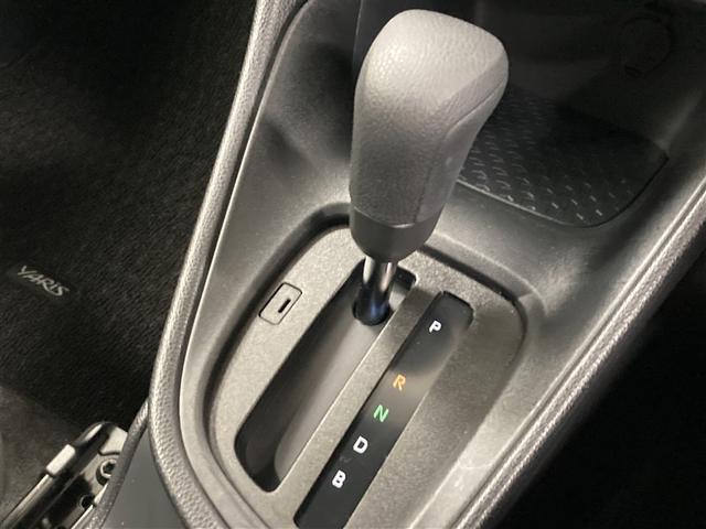 ヤリス X DVD再生 ミュージックプレイヤー接続可 バックカメラ 衝突被害軽減システム ETC(28枚目)