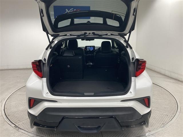 Ｃ－ＨＲ Ｓ　ＧＲスポーツ　メモリーナビ　ミュージックプレイヤー接続可　バックカメラ　衝突被害軽減システム　ＥＴＣ　ドラレコ　ＬＥＤヘッドランプ　ワンオーナー（12枚目）