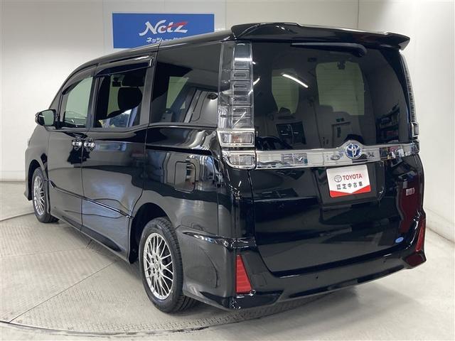 ヴォクシー ハイブリッドＺＳ　煌ＩＩＩ　衝突被害軽減システム　ＥＴＣ　ドラレコ　両側電動スライド　ＬＥＤヘッドランプ　乗車定員７人　３列シート（5枚目）