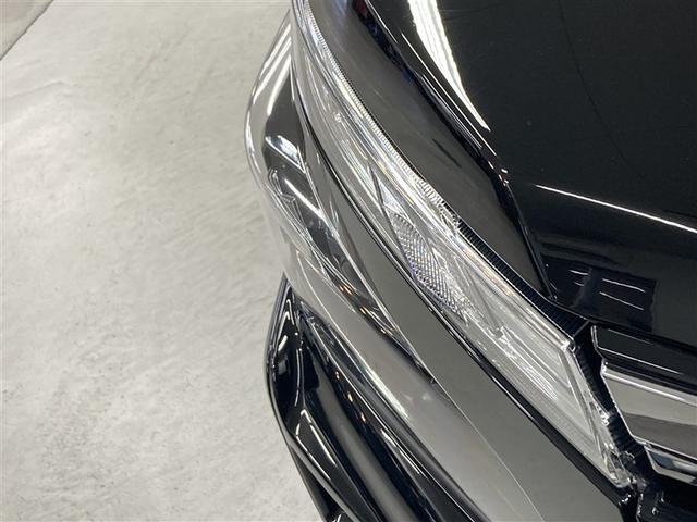 ヴォクシー ハイブリッドＺＳ　煌ＩＩＩ　衝突被害軽減システム　ＥＴＣ　ドラレコ　両側電動スライド　ＬＥＤヘッドランプ　乗車定員７人　３列シート（14枚目）