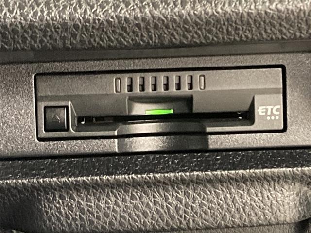 ヴォクシー ハイブリッドＺＳ　煌ＩＩＩ　衝突被害軽減システム　ＥＴＣ　ドラレコ　両側電動スライド　ＬＥＤヘッドランプ　乗車定員７人　３列シート（30枚目）