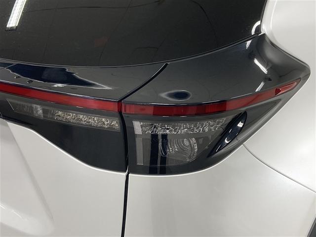 ヤリスクロス ハイブリッドＺ　４ＷＤ　ミュージックプレイヤー接続可　バックカメラ　衝突被害軽減システム　ＥＴＣ　ドラレコ　ＬＥＤヘッドランプ　ワンオーナー　記録簿（7枚目）