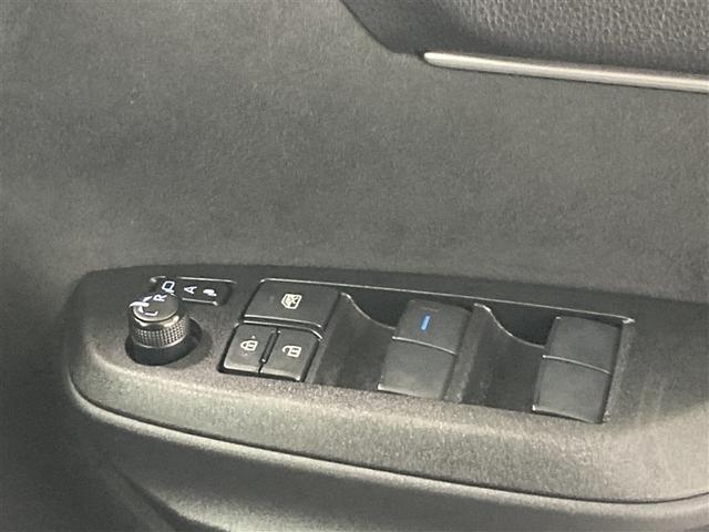 ヤリスクロス ハイブリッドＺ　４ＷＤ　ミュージックプレイヤー接続可　バックカメラ　衝突被害軽減システム　ＥＴＣ　ドラレコ　ＬＥＤヘッドランプ　ワンオーナー　記録簿（29枚目）