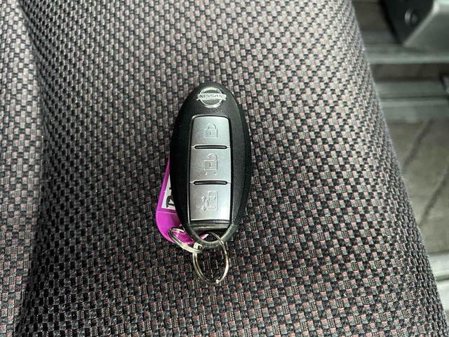 セレナ ハイウェイスター　Ｓ－ハイブリッド　関東仕入れ　ＥＴＣ　バックカメラ　ナビ　ＴＶ　オートクルーズコントロール　両側スライド・片側電動　スマートキー　アイドリングストップ　電動格納ミラー　３列シート　純正ＡＷ　ＣＤ　ＤＶＤ再生　ＵＳＢ（30枚目）