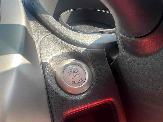 ノート Ｘ　ワンオーナー　ナビ　ＴＶ　スマートキー　アイドリングストップ　　ＣＶＴ　盗難防止システム　衝突安全ボディ　ＡＢＳ　ＣＤ　ＤＶＤ再生　ＵＳＢ　ミュージックプレイヤー接続可　Ｂｌｕｅｔｏｏｔｈ　エアコン（10枚目）