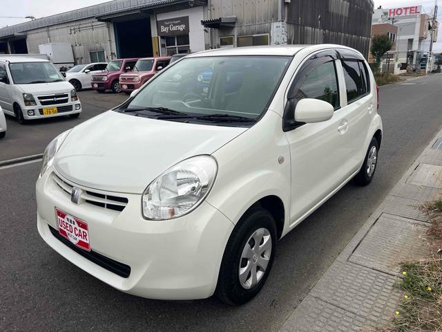 パッソ Ｘ　関東仕入れ　車検２年整備付き　キーレスエントリー　電動格納ミラー　ＣＶＴ　衝突安全ボディ　ＡＢＳ　ＣＤ　エアコン　パワーステアリング　パワーウィンドウ（12枚目）