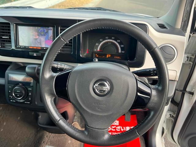 モコ Ｘ　関東仕入れ　ＥＴＣ　バックカメラ　ナビ　ＴＶ　スマートキー　アイドリングストップ　電動格納ミラー　ＣＶＴ　盗難防止システム　ＡＢＳ　アルミホイール　衝突安全ボディ　オートエアコン　パワーステアリング（2枚目）