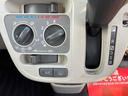 ムーヴ Ｌ　関東仕入れ　ＥＴＣ　ナビ　ＴＶ　キーレスエントリー　アイドリングストップ　電動格納ミラー　ベンチシート　ＣＶＴ　盗難防止システム　ＡＢＳ　ＥＳＣ　ＵＳＢ　衝突安全ボディ　エアコン　パワーステアリング（8枚目）