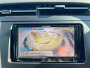 プリウス Ｌ　ドライブレコーダー　ＥＴＣ　バックカメラ　ナビ　ＴＶ　アルミホイール　ＣＶＴ　スマートキー　アイドリングストップ　電動格納ミラー　盗難防止システム　ＣＤ　Ｂｌｕｅｔｏｏｔｈ　衝突安全ボディ　ＡＢＳ（6枚目）