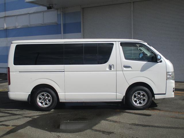 ハイエースバン ロングスーパーGL 関東仕入れ・関東使用車 オートエアコン・リアクーラー/ヒーターLEDライト/テール(11枚目)