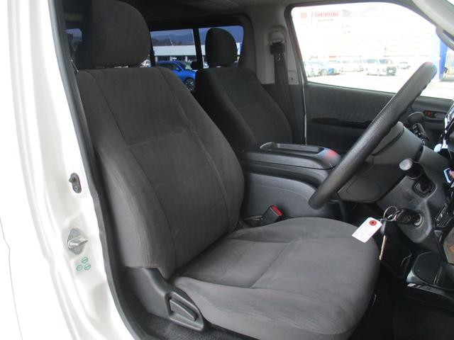 ハイエースバン ロングスーパーGL 関東仕入れ・関東使用車 オートエアコン・リアクーラー/ヒーターLEDライト/テール(18枚目)