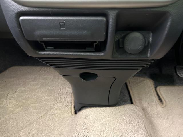 10thアニバーサリーリミテッド 特別使用車 禁煙車 CDデッキ HIDヘッドライト シートヒーター スマートキー オートエアコン オートライト 電動格納ミラー AUX USB 14インチAW(32枚目)