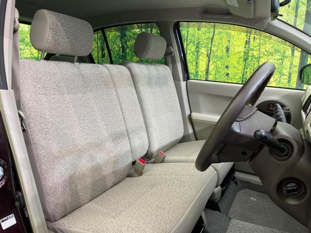 X ユルリ 純正SDナビ 地デジ ETC スマートキー 禁煙車 バックカメラ 電動格納ミラー ドアバイザー プライバシーガラス ベンチシート 盗難防止システム ヘッドライトレベライザー(9枚目)