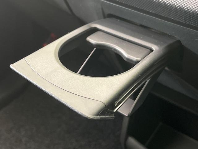 G Lパッケージ 電動スライドドア 禁煙車 三列シート キーレス オートエアコン 純正オーディオ 盗難防止装置 プライバシーガラス パワーウィンドウ パワーステアリング 電動格納ミラー CD再生 AUX(47枚目)