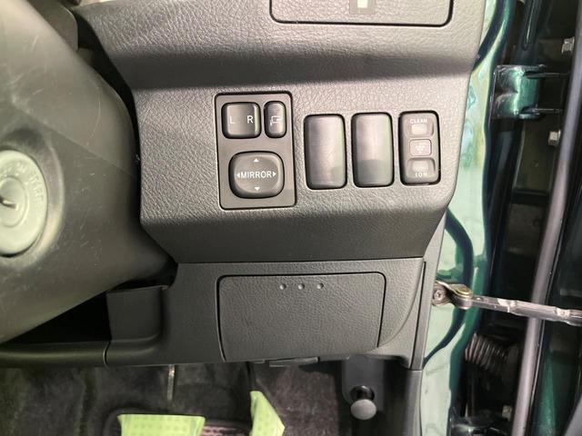 ミラジーノ Ｘ　禁煙車　オートエアコン　ＣＤ再生　キーレス　プライバシーガラス　ドアバイザー　電動格納ミラー　パワーウィンドウ　チルトステアリング　ウィンカーミラー　メッキアウトサイドドアハンドル（6枚目）