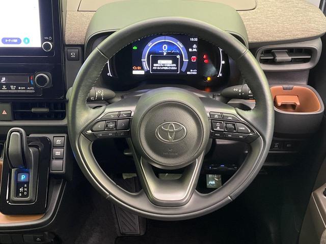 シエンタ ハイブリッドＺ　純正８型ディスプレイオーディオ　全周囲カメラ　両側電動ドア　衝突軽減　レーダークルーズ　コーナーセンサー　１００Ｖ電源　スマートキー　ＬＥＤヘッド　ＥＴＣ　オートハイビーム　車線逸脱警報　オートライト（6枚目）