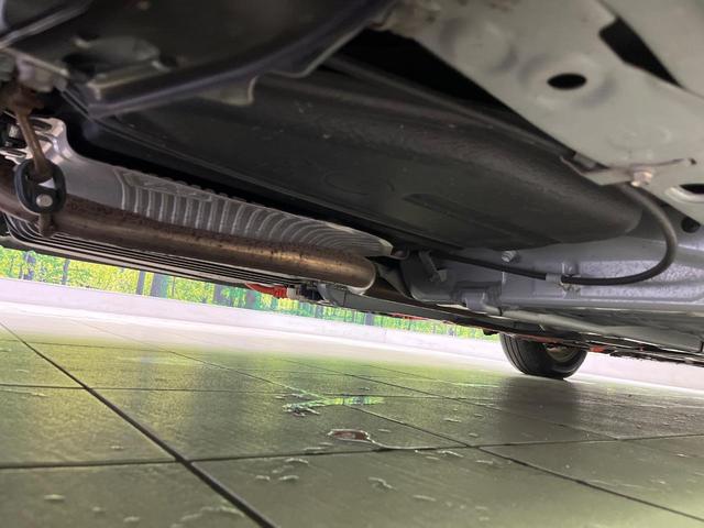 シエンタ ハイブリッドＺ　純正８型ディスプレイオーディオ　全周囲カメラ　両側電動ドア　衝突軽減　レーダークルーズ　コーナーセンサー　１００Ｖ電源　スマートキー　ＬＥＤヘッド　ＥＴＣ　オートハイビーム　車線逸脱警報　オートライト（30枚目）