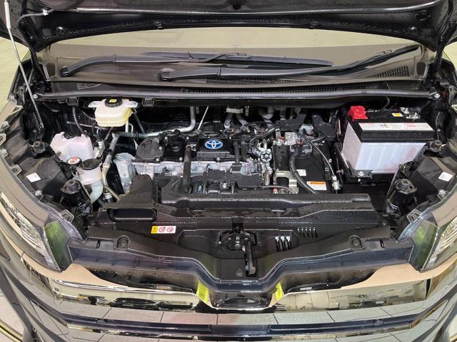 ノア ハイブリッドＳ－Ｚ　純正１０．５型ナビ　後席モニター　バックカメラ　寒冷地仕様　衝突軽減装置　レーダークルーズ　デジタルインナーミラー　コーナーセンサー　スマートキー　ＬＥＤヘッド　ＥＴＣ　ヘッドアップディスプレイ（19枚目）
