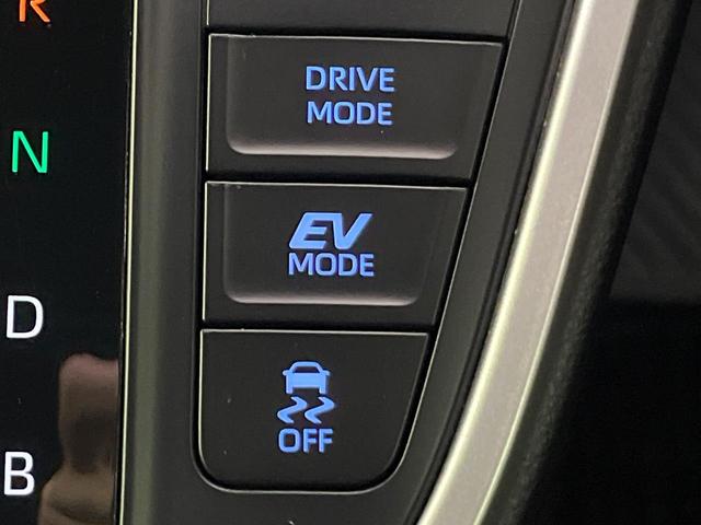 ノア ハイブリッドＳ－Ｚ　純正１０．５型ナビ　後席モニター　バックカメラ　寒冷地仕様　衝突軽減装置　レーダークルーズ　デジタルインナーミラー　コーナーセンサー　スマートキー　ＬＥＤヘッド　ＥＴＣ　ヘッドアップディスプレイ（44枚目）