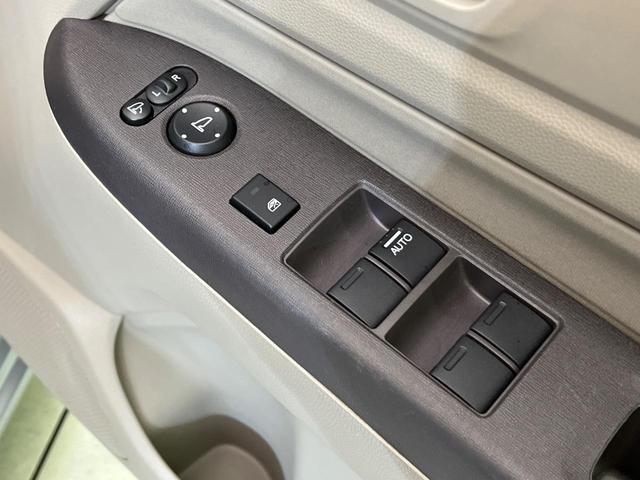 Ｎ－ＷＧＮ Ｇ　１０型ナビ　バックカメラ　スマートキー　オートエアコン　Ｂｌｕｅｔｏｏｔｈ再生　ＣＤ／ＤＶＤ再生　フルセグ　ドアバイザー　プライバシーガラス　盗難防止装置　電動格納ドアミラー　ベンチシート（41枚目）