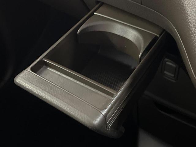 N-BOX G ナビ バックカメラ 衝突軽減装置 アダプティブクルーズ コーナーセンサー スマートキー LEDヘッド ETC オートハイビーム 車線逸脱警報 誤発進抑制機能 先行車発進告知機能 オートエアコン(61枚目)