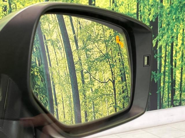 レヴォーグ 1.6GT-Sアイサイト ターボ サンルーフ ナビ バックカメラ 衝突軽減装置 レーダークルーズ BSM スマートキー LEDヘッド ETC 車線逸脱警報 オートライト デュアルエアコン 純正18インチAW 革巻きステアリング(7枚目)