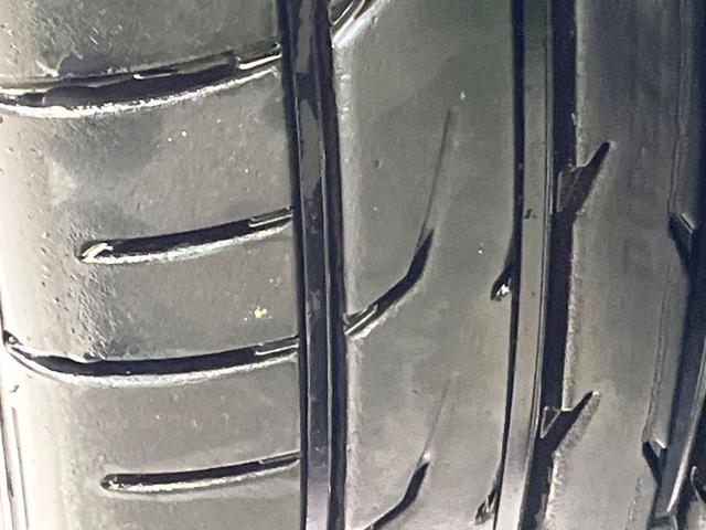 レヴォーグ 1.6GT-Sアイサイト ターボ サンルーフ ナビ バックカメラ 衝突軽減装置 レーダークルーズ BSM スマートキー LEDヘッド ETC 車線逸脱警報 オートライト デュアルエアコン 純正18インチAW 革巻きステアリング(27枚目)