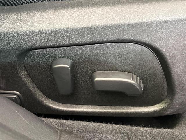 レヴォーグ 1.6GT-Sアイサイト ターボ サンルーフ ナビ バックカメラ 衝突軽減装置 レーダークルーズ BSM スマートキー LEDヘッド ETC 車線逸脱警報 オートライト デュアルエアコン 純正18インチAW 革巻きステアリング(34枚目)