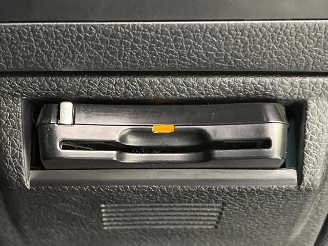 レヴォーグ 1.6GT-Sアイサイト ターボ サンルーフ ナビ バックカメラ 衝突軽減装置 レーダークルーズ BSM スマートキー LEDヘッド ETC 車線逸脱警報 オートライト デュアルエアコン 純正18インチAW 革巻きステアリング(63枚目)