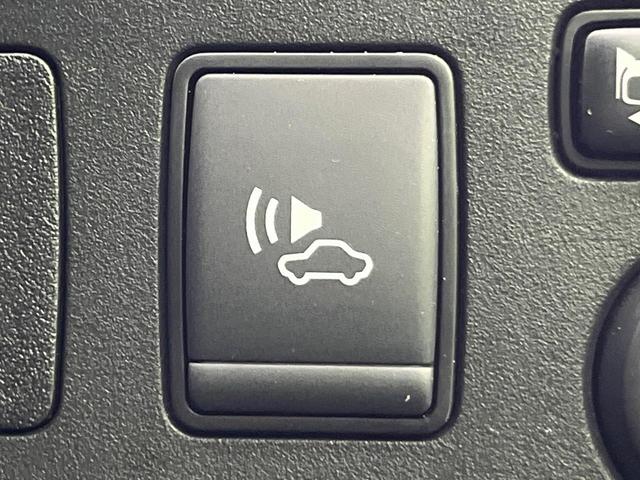 ノート e-パワー X ブラックアロー 純正ナビ バックカメラ 衝突軽減装置 レーダークルーズ コーナーセンサー スマートキー ETC 車線逸脱警報 誤発進抑制機能 オートライト オートエアコン 純正15インチAW Bluetooth再生(45枚目)