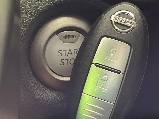 ノート e-パワー X ブラックアロー 純正ナビ バックカメラ 衝突軽減装置 レーダークルーズ コーナーセンサー スマートキー ETC 車線逸脱警報 誤発進抑制機能 オートライト オートエアコン 純正15インチAW Bluetooth再生(49枚目)