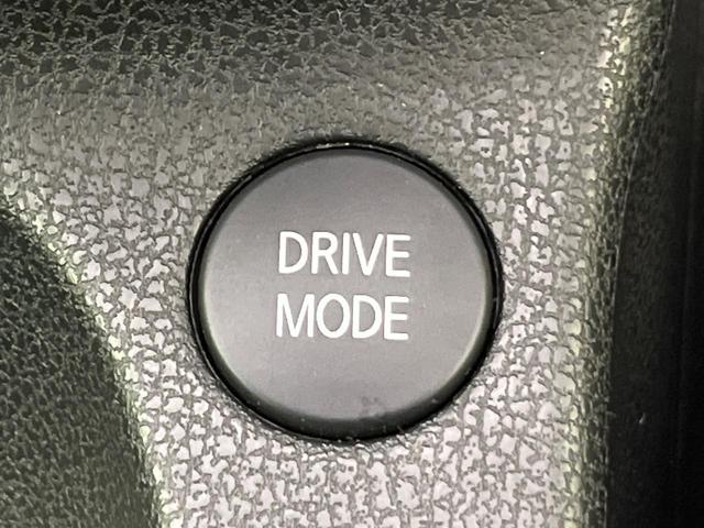 ノート e-パワー X ブラックアロー 純正ナビ バックカメラ 衝突軽減装置 レーダークルーズ コーナーセンサー スマートキー ETC 車線逸脱警報 誤発進抑制機能 オートライト オートエアコン 純正15インチAW Bluetooth再生(50枚目)