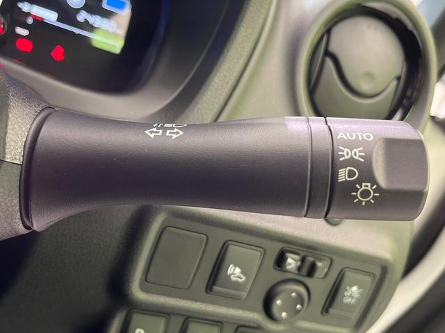 ノート e-パワー X ブラックアロー 純正ナビ バックカメラ 衝突軽減装置 レーダークルーズ コーナーセンサー スマートキー ETC 車線逸脱警報 誤発進抑制機能 オートライト オートエアコン 純正15インチAW Bluetooth再生(61枚目)