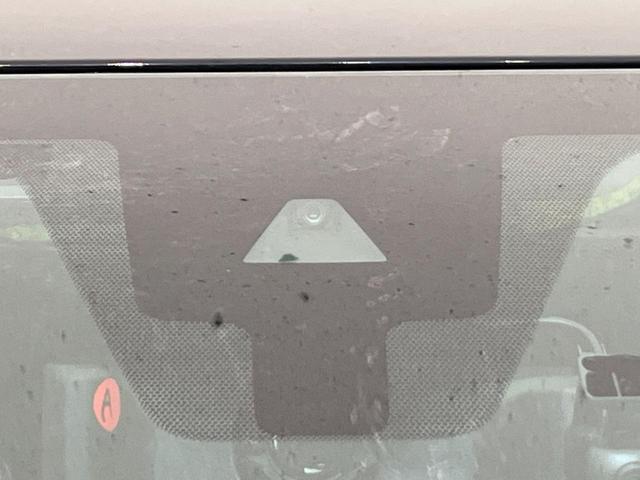 キックス X 純正9型ナビ 全周囲カメラ プロパイロット 衝突軽減装置 デジタルインナーミラー 2トーンルーフ シートヒーター コーナーセンサー スマートキー LEDヘッド ETC オートハイビーム オートエアコン(22枚目)