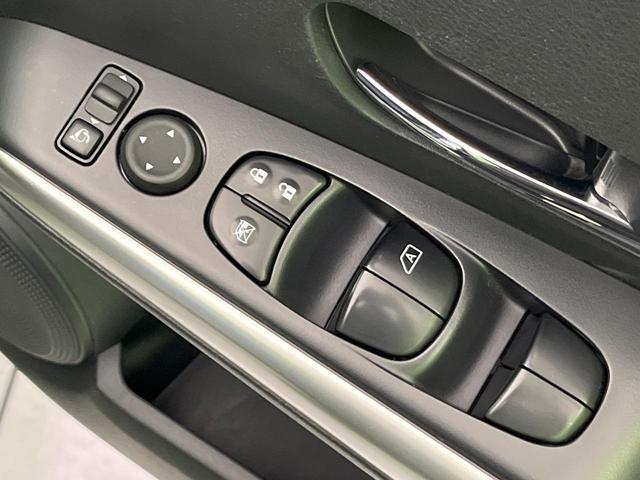 キックス X 純正9型ナビ 全周囲カメラ プロパイロット 衝突軽減装置 デジタルインナーミラー 2トーンルーフ シートヒーター コーナーセンサー スマートキー LEDヘッド ETC オートハイビーム オートエアコン(49枚目)