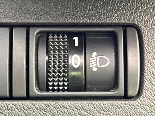 キックス X 純正9型ナビ 全周囲カメラ プロパイロット 衝突軽減装置 デジタルインナーミラー 2トーンルーフ シートヒーター コーナーセンサー スマートキー LEDヘッド ETC オートハイビーム オートエアコン(53枚目)