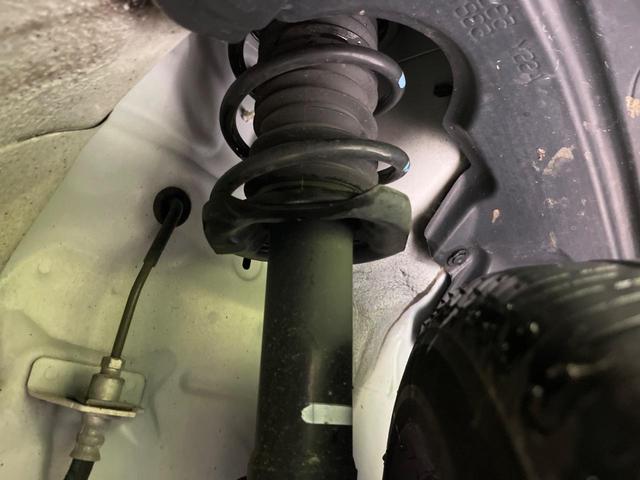 ミライース L SAIII 衝突軽減装置 コーナーセンサー オートハイビーム 車線逸脱警報 CD再生 横滑り防止装置 アイドリングストップ プライバシーガラス レーンアシスト パワーステアリング 盗難防止システム(28枚目)