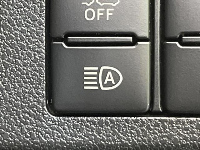 ミライース Ｌ　ＳＡＩＩＩ　ナビ　衝突軽減　コーナーセンサー　オートハイビーム　車線逸脱警報　Ｂｌｕｅｔｏｏｔｈ　横滑り防止装置　アイドリングストップ　ドアバイザー　プライバシーガラス　パワーステアリング（6枚目）