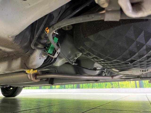 ミライース Ｌ　ＳＡＩＩＩ　ナビ　衝突軽減　コーナーセンサー　オートハイビーム　車線逸脱警報　Ｂｌｕｅｔｏｏｔｈ　横滑り防止装置　アイドリングストップ　ドアバイザー　プライバシーガラス　パワーステアリング（35枚目）