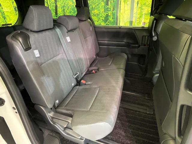 ノア S-G 後席モニター 純正10.5型ナビ 両側電動ドア バックカメラ 衝突軽減 レーダークルーズ コーナーセンサー スマートキー LEDヘッド ETC オートハイビーム 車線逸脱警報 純正16インチAW(9枚目)