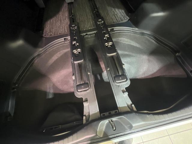 ヴェルファイア 2.5Z Aエディション 純正9型ナビ 後席モニター バックカメラ 両側電動ドア スマートキー LEDヘッド LEDフォグ ETC クルコン オートライト デュアルオートエアコン 純正18インチAW 横滑り防止装置(52枚目)