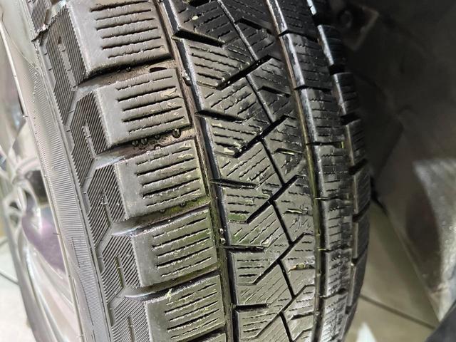 セレナ ライダー 両側電動ドア 純正ナビ バックカメラ スマートキー LEDヘッド ETC クルコン オートライト オートエアコン Bluetooth再生 CD/DVD再生 フルセグ 革巻きステアリング ドアバイザー(29枚目)