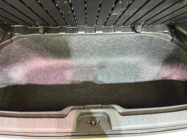 セレナ ライダー 両側電動ドア 純正ナビ バックカメラ スマートキー LEDヘッド ETC クルコン オートライト オートエアコン Bluetooth再生 CD/DVD再生 フルセグ 革巻きステアリング ドアバイザー(40枚目)