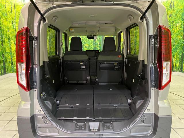 スペーシアギア ハイブリッドXZ 届出済未使用車 両側電動ドア 衝突軽減装置 レーダークルーズ コーナーセンサー スマートキー LEDヘッド 車線逸脱警報 誤発進抑制機能 先行車発進告知機能 オートエアコン 純正14インチAW(33枚目)