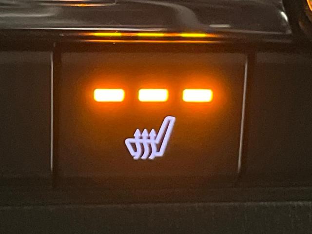 MAZDA3セダン XDプロアクティブ ツーリングセレクション 純正ナビ 全周囲カメラ BOSEサウンド 衝突軽減 レーダークルーズ パワーシート シートヒーター コーナーセンサー スマートキー LEDヘッド ETC オートハイビーム 純正18インチAW(51枚目)