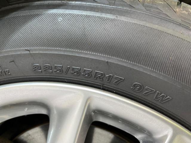 スカイライン ２５０ＧＴ　タイプＶ　純正ＳＤナビ　バックカメラ　電動リアゲート　スマートキー　ＨＩＤヘッド　ＥＴＣ　オートライト　デュアルエアコン　純正１７インチＡＷ　ＣＤ／ＤＶＤ再生　フルセグ　横滑り防止装置　ドアバイザー（28枚目）