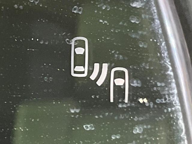 ヴェルファイア ２．５Ｚ　Ｇエディション　モデリスタエアロ　純正１０型ナビ　後席モニター　バックカメラ　両側電動ドア　衝突軽減装置　レーダークルーズ　ＢＳＭ　シートベンチレーション　純正１８インチＡＷ　コーナーセンサー　３眼ＬＥＤヘッド（7枚目）