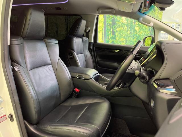 ヴェルファイア ２．５Ｚ　Ｇエディション　モデリスタエアロ　純正１０型ナビ　後席モニター　バックカメラ　両側電動ドア　衝突軽減装置　レーダークルーズ　ＢＳＭ　シートベンチレーション　純正１８インチＡＷ　コーナーセンサー　３眼ＬＥＤヘッド（8枚目）