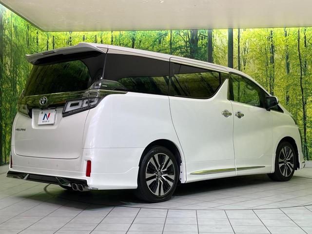 ヴェルファイア ２．５Ｚ　Ｇエディション　モデリスタエアロ　純正１０型ナビ　後席モニター　バックカメラ　両側電動ドア　衝突軽減装置　レーダークルーズ　ＢＳＭ　シートベンチレーション　純正１８インチＡＷ　コーナーセンサー　３眼ＬＥＤヘッド（18枚目）